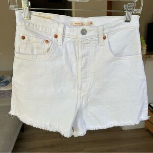 Levi's Ribcage Shorts